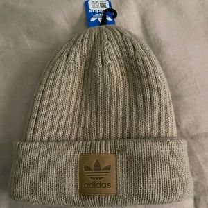 Adidas beanie